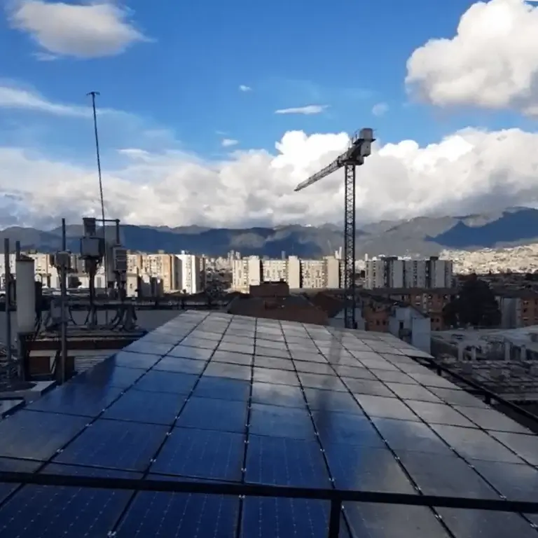 mantenimiento_paneles_solares_colombia
